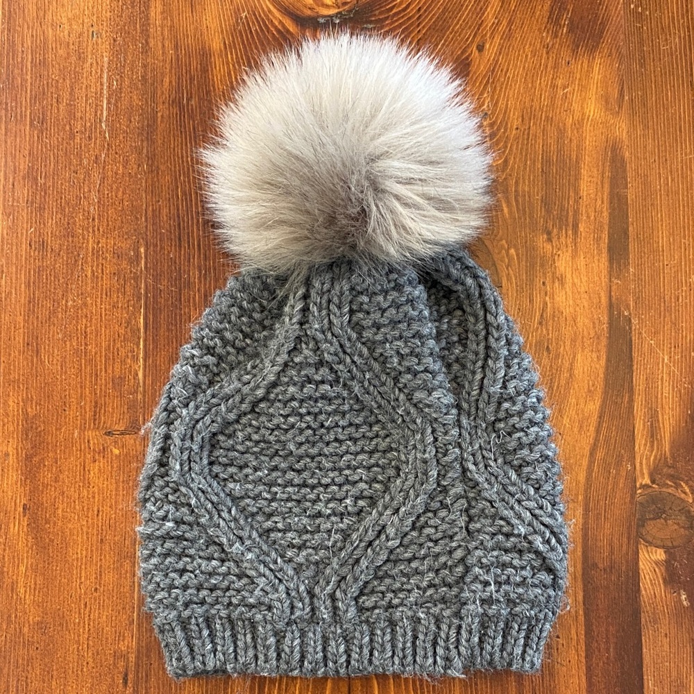 Andre & Torresi Gray Knit Beanie